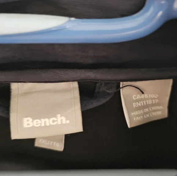 Bench Fall Jacket - Picture 2 of 4